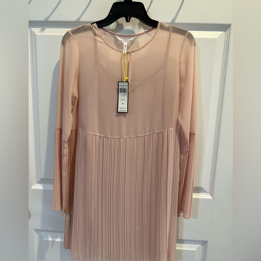 BCBGeneration light pink dress